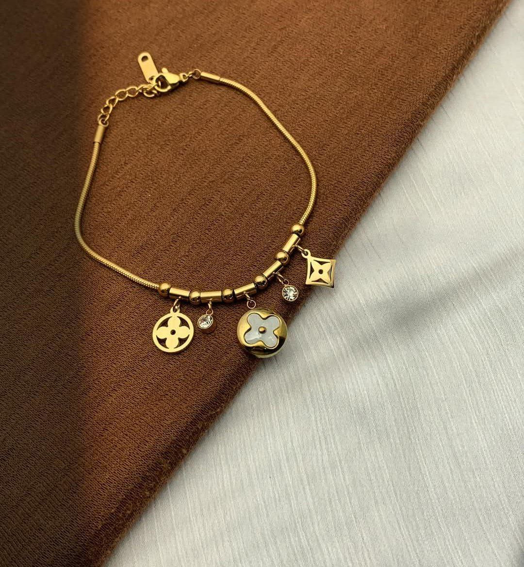 Mini Van Clief Bracelet