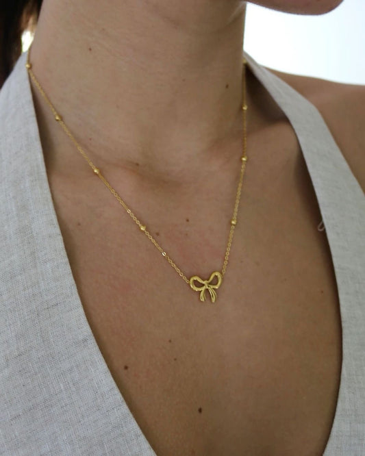 Bow necklace