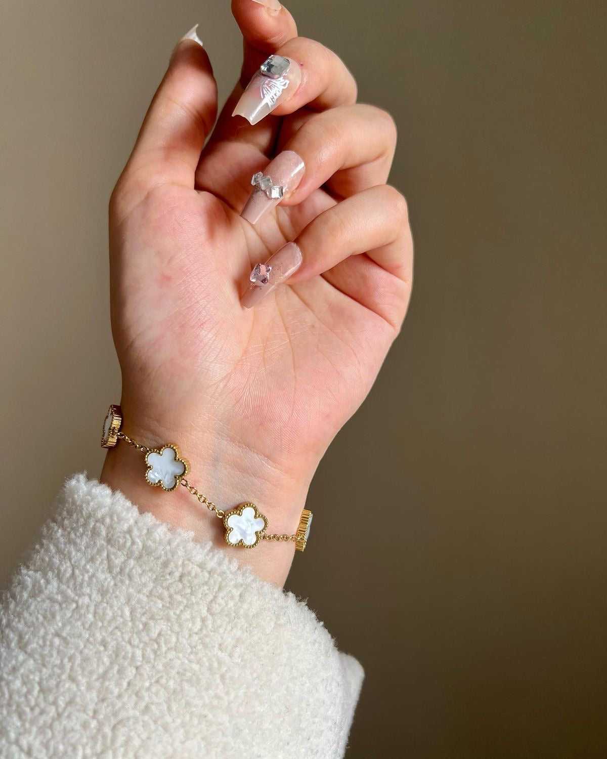 White Flower (5) bracelet