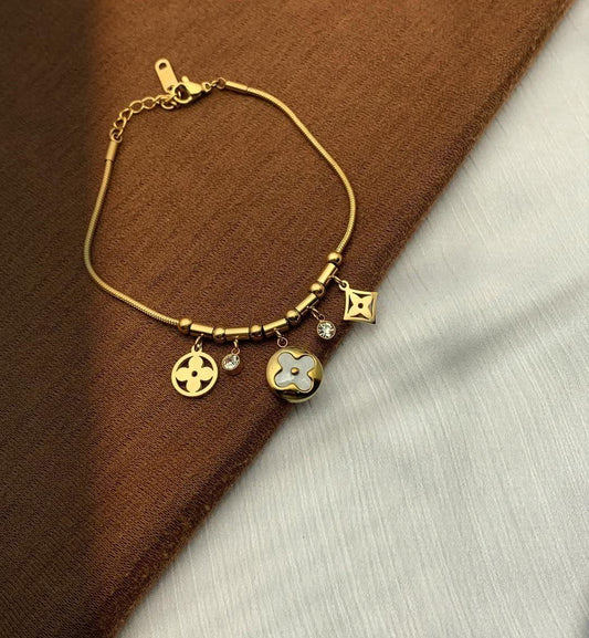 Mini Van Clief Bracelet