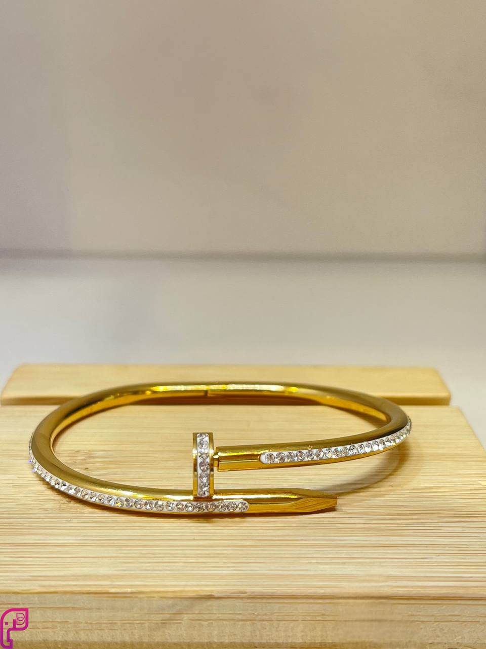 Strass Nail Bangle